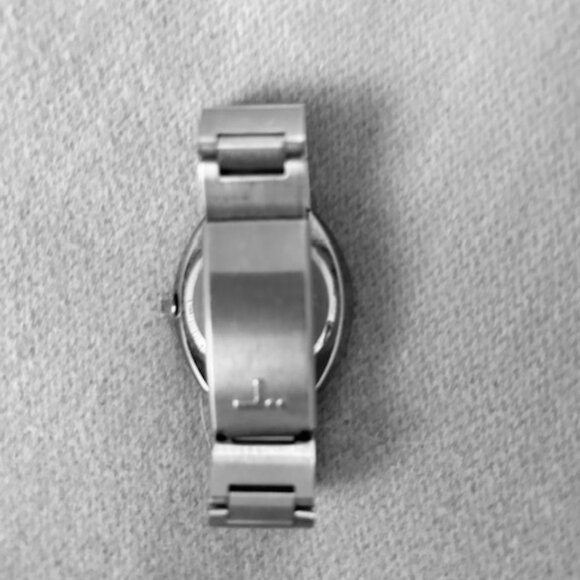 Tokyo Bay Electronvolt Digital Wristwatch - Picture 4 of 8